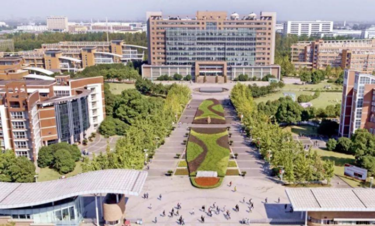 辽宁这所大学改名很成功，校名听起来很大气，常被误认为是985