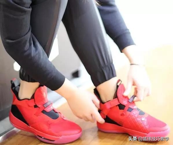 适合女生实战篮球鞋（这些适合女生穿的实战篮球鞋，谁说女生不能下场打篮球的）