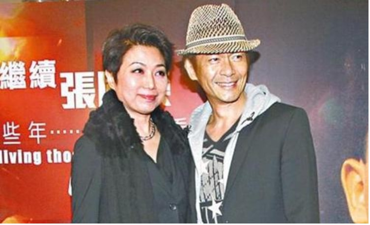 婚外恋邓萃雯，住在村子里卖保险，59岁的江华经历了什么？