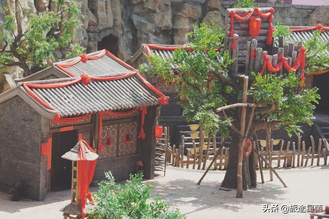 苏州华谊兄弟影视城在哪里（详细的电影世界游玩攻略）