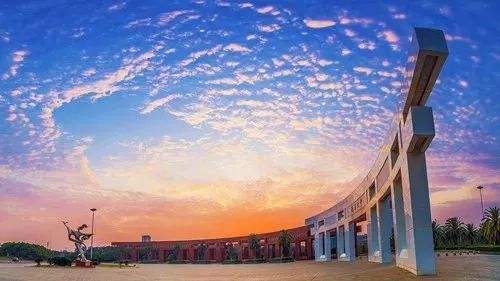 10省榜一大学的“江湖称号”，不仅幽默还特接地气