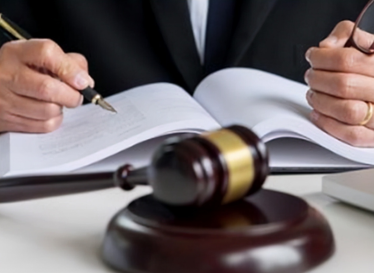 大学应该选择双学位吗？有什么好处？选择哪个专业好？