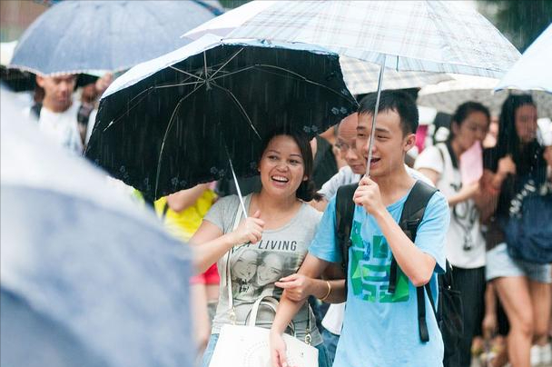 2021高考数学难吗？不同试卷难度有差异，考生们的回答让人心疼