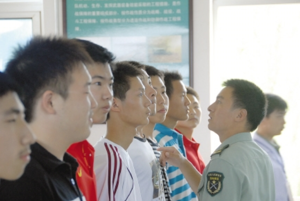 江西考生648分报国防科大，政审通过坐等上岸，不曾想却遭退档