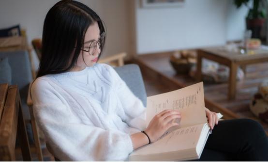 深受女生“追捧”的4大专业，就业前景较好工资高，报考可选择