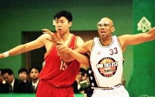 姚明参加过多少次篮球比赛（姚明生涯打了3次CBA决赛，拿到1冠2亚，当年他表现如何？）