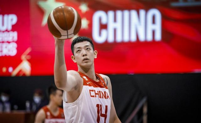 补篮追平！内部教学赛末节发力，中国男篮以79比79打平菲律宾