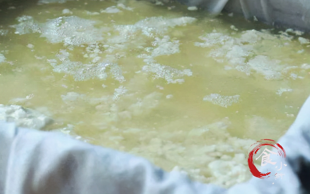 天底下那么多的物质，为什么只有卤水能点豆腐？到底是什么原理？