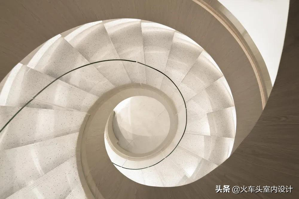 顶级极简主义办公空间设计,纯净的极致之美