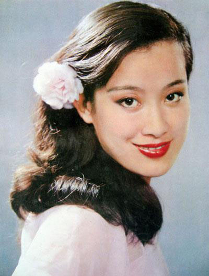 著名歌唱家索宝莉:身世凄苦,客死异国让人心碎