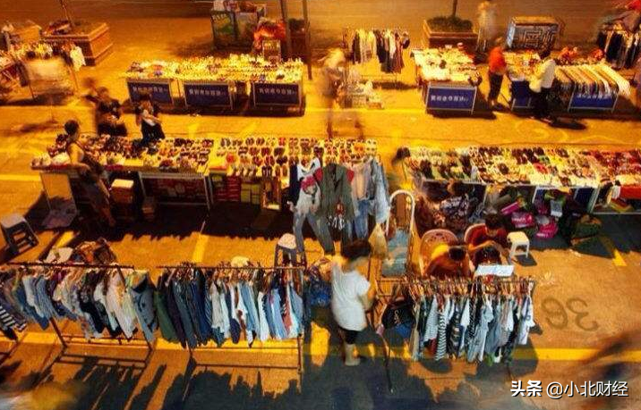 干货丨摆摊神器+地摊进货全指南！手把手教你玩转地摊赚到钱