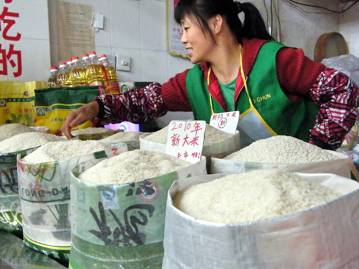 重庆大学生开粮油店，利用“新零售”，1年赚99万，方法值得学习