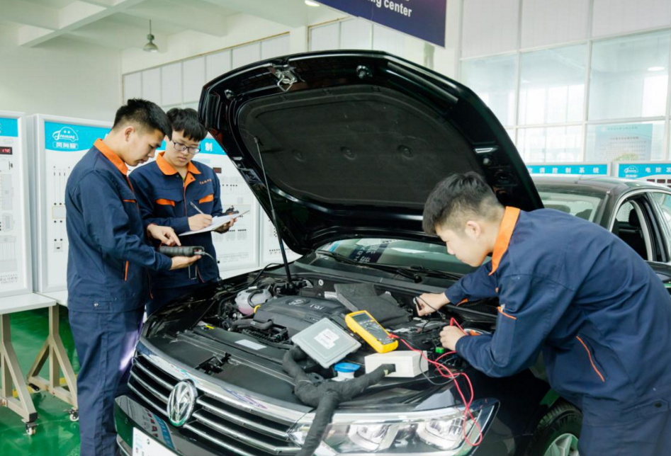 比本科更吃香的专科专业，市场需求大就业率高，看你是否选择