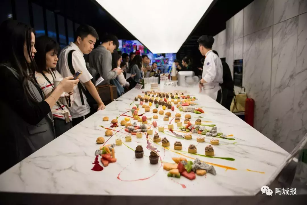 诺贝尔、新明珠、鹰牌2086、蒙娜丽莎……广州设计周,陶企人气很旺