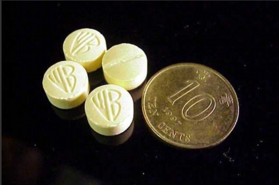 从“亲密药”到“迷魂药”，摇头丸是如何被人滥用发展成为毒品的