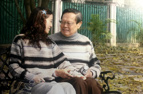 96歲高齡的楊振寧喜得一女？楊振寧與翁帆現身證實