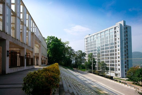 最新2020重庆市民办大学排名！重庆人文科技学院夺冠