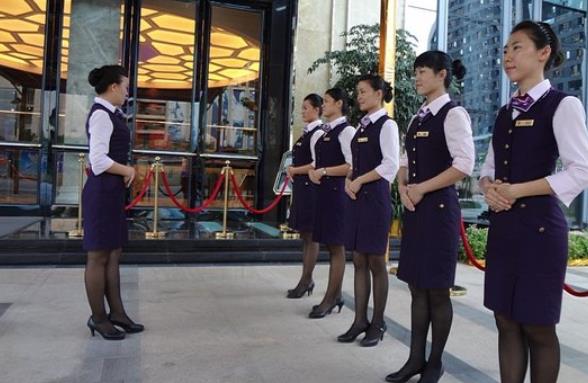 二本生的“天坑”专业，看后感觉很“高端”，但就业前景不乐观