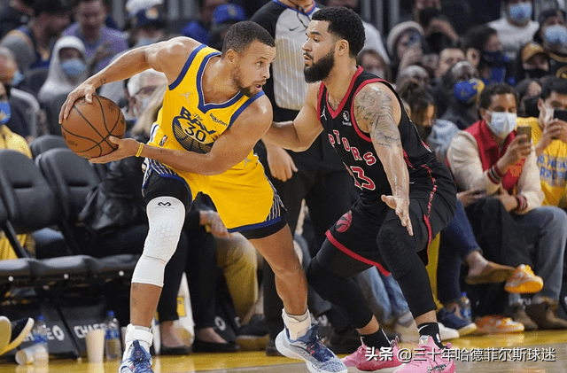 为什么男生疯狂喜欢nba(NBA常规赛：金州勇士力克猛龙原因的背后，小说都不敢这么写)