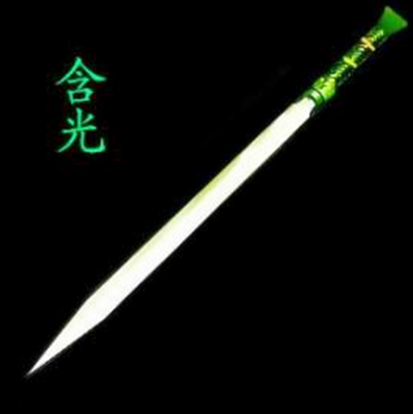 这三把上古名剑，其中有一把竟然像“玻璃剑”，只有影子不见剑身