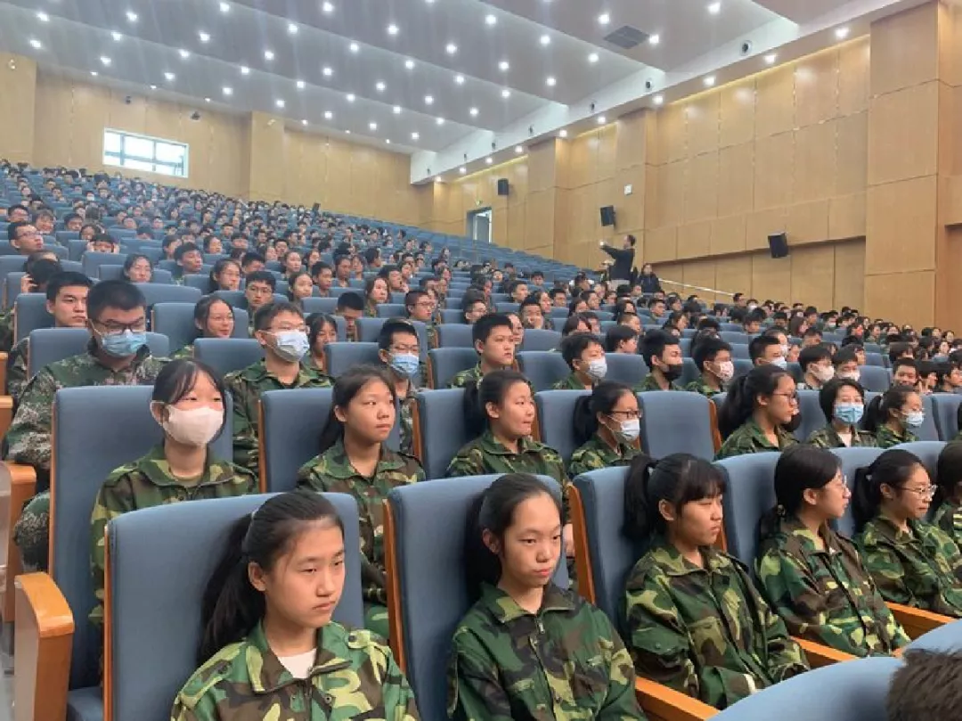 青春正步走 永续爱国情——太原市第二外国语学校2021级高一学生军训纪实