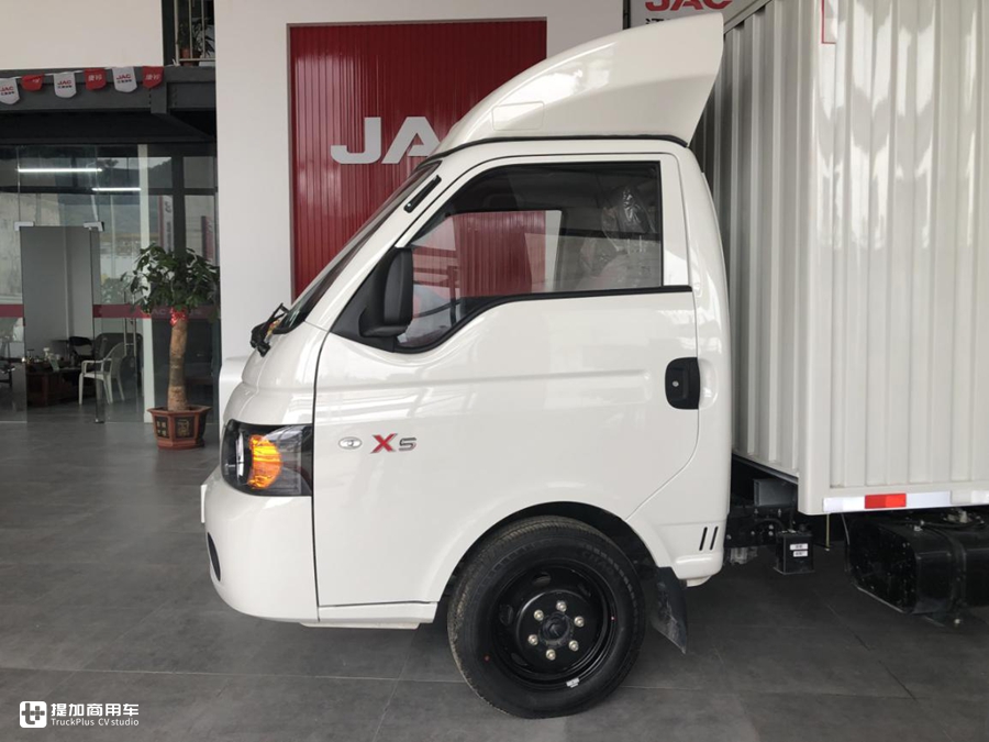 江淮康铃X5VS福田祥菱M2,大厂的微卡谁家做最好?最详评测给你答案