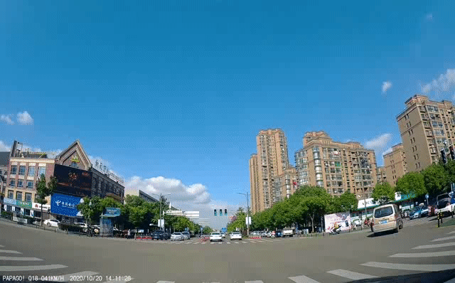 强行加塞，恶意别车？行车记录仪一键举报了解一下