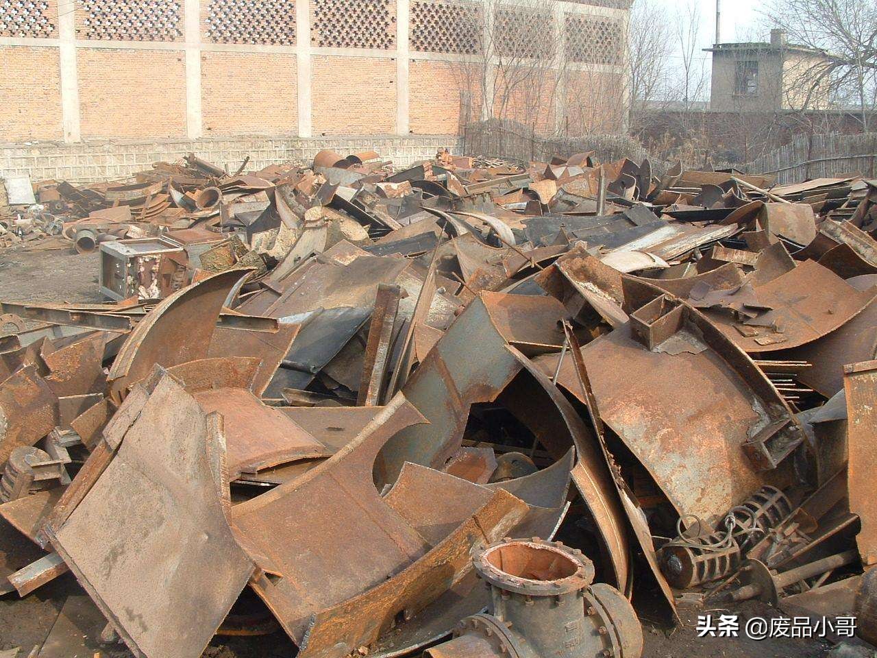 北京今日废铁多少钱1吨，今日河南省、废铁价格多少
