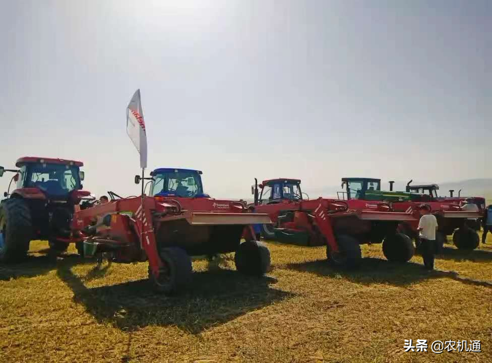 格蘭牧草設(shè)備，助力新疆草業(yè)發(fā)展