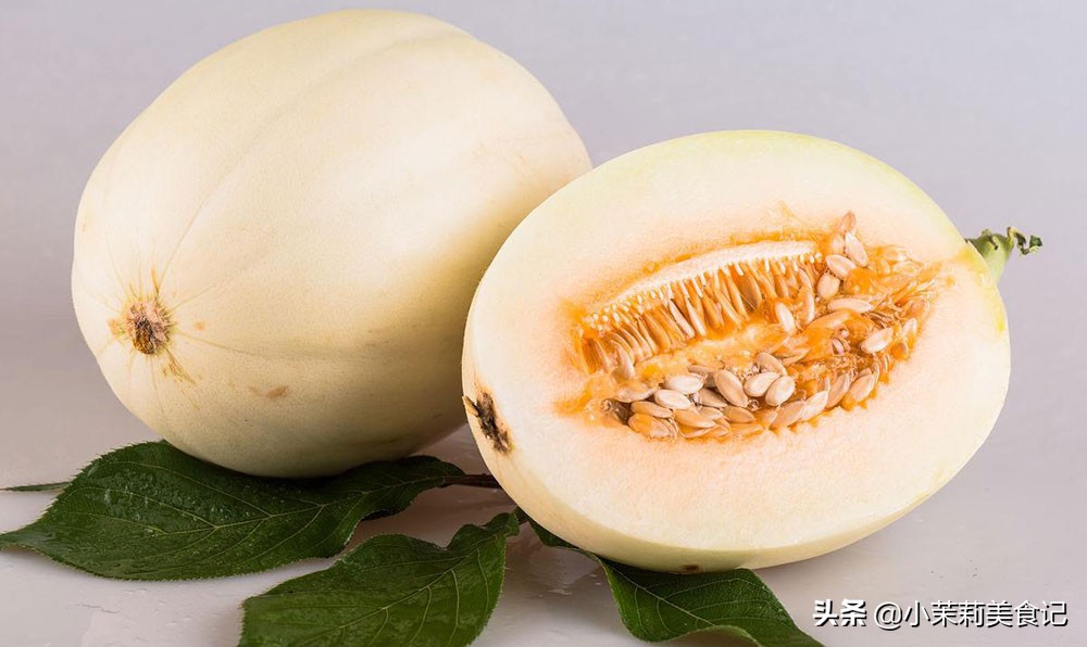 天热流汗别光喝水，“5菜3果”含钾高要多吃，忌2食，全家人受益