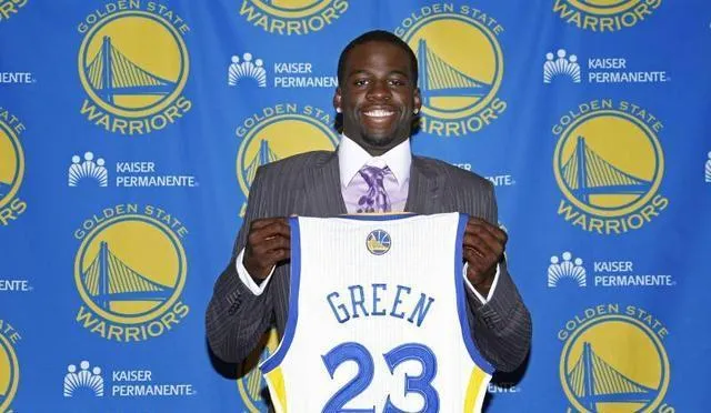 nba格林为什么厉害（为什么说德雷蒙德·格林，是NBA百年难得一遇的天才？）