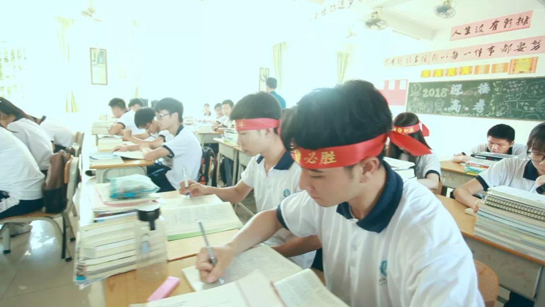 600分以上考生超3万人，再次无缘211，河南高考为啥这么难？