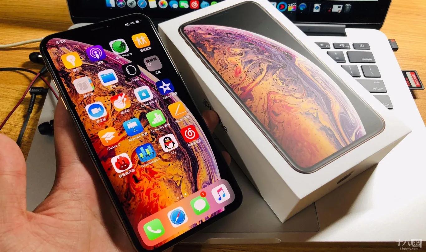 曾被捧上天的苹果XS Max，如今“半价”退场，还来得及吗？