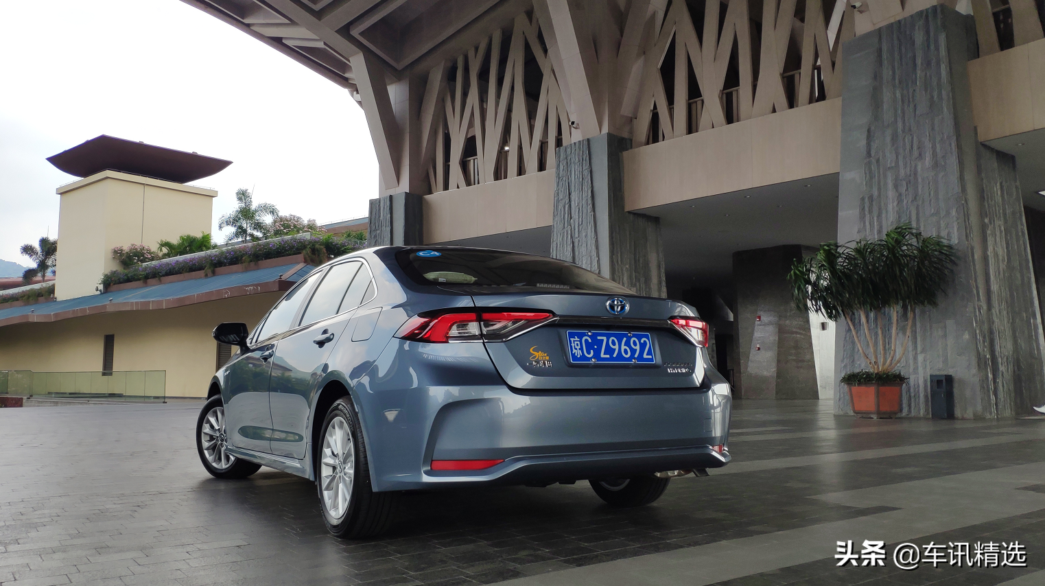 试驾全新卡罗拉 | 全球卖得最好的车到底好不好开？