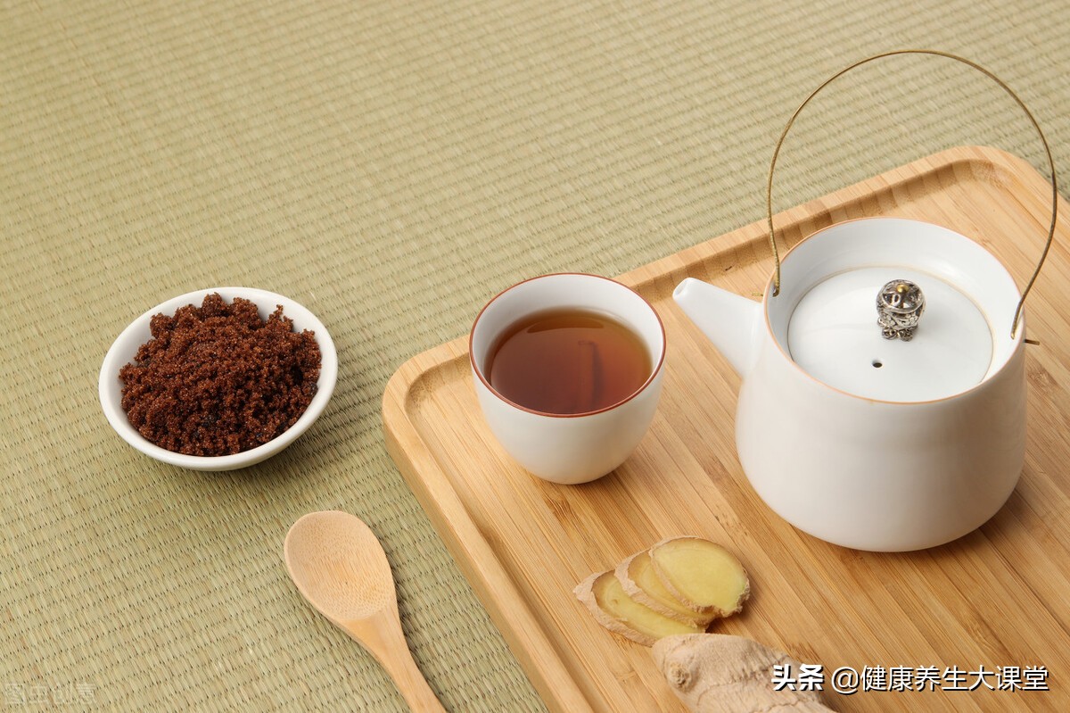 红糖姜茶的作用与功效，它具有化淤散寒、暖胃健脾、缓解疼痛的功效