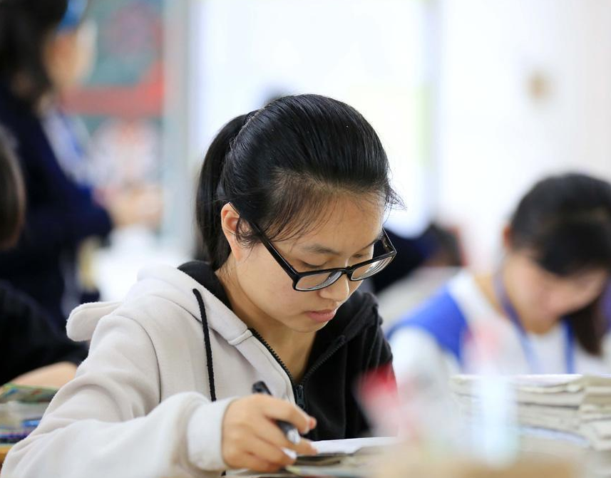 新高考模式迎来调整，3+1+2又要变成了这一种，明年有望实行