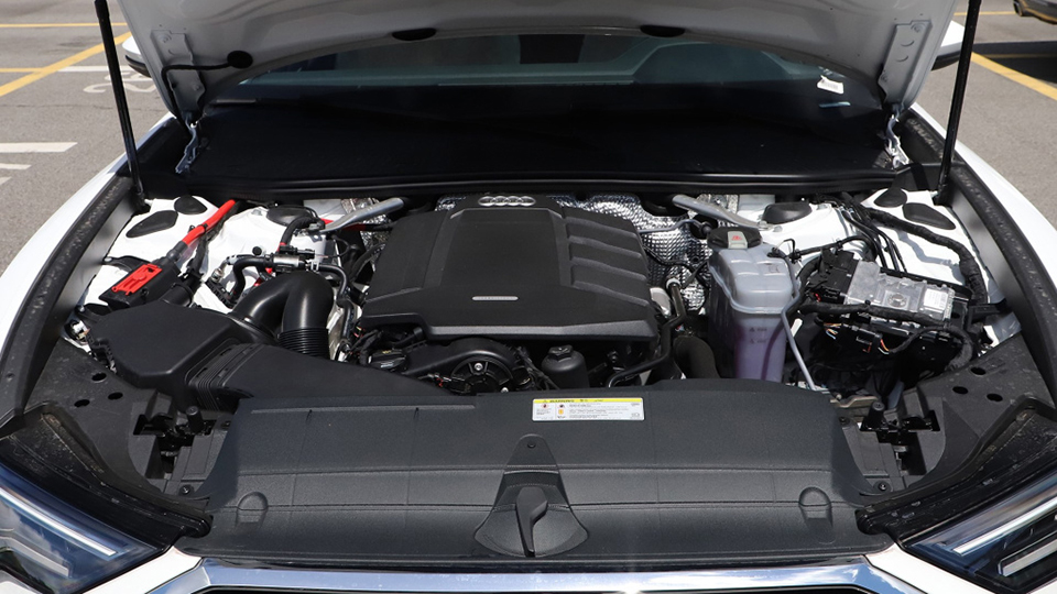 买车便宜是表象：奥迪A6L用车调查，月均开销两千六