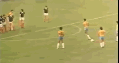 1982年世界杯巴西(世界杯小历史，1982年世界杯F组，华丽的巴西队)