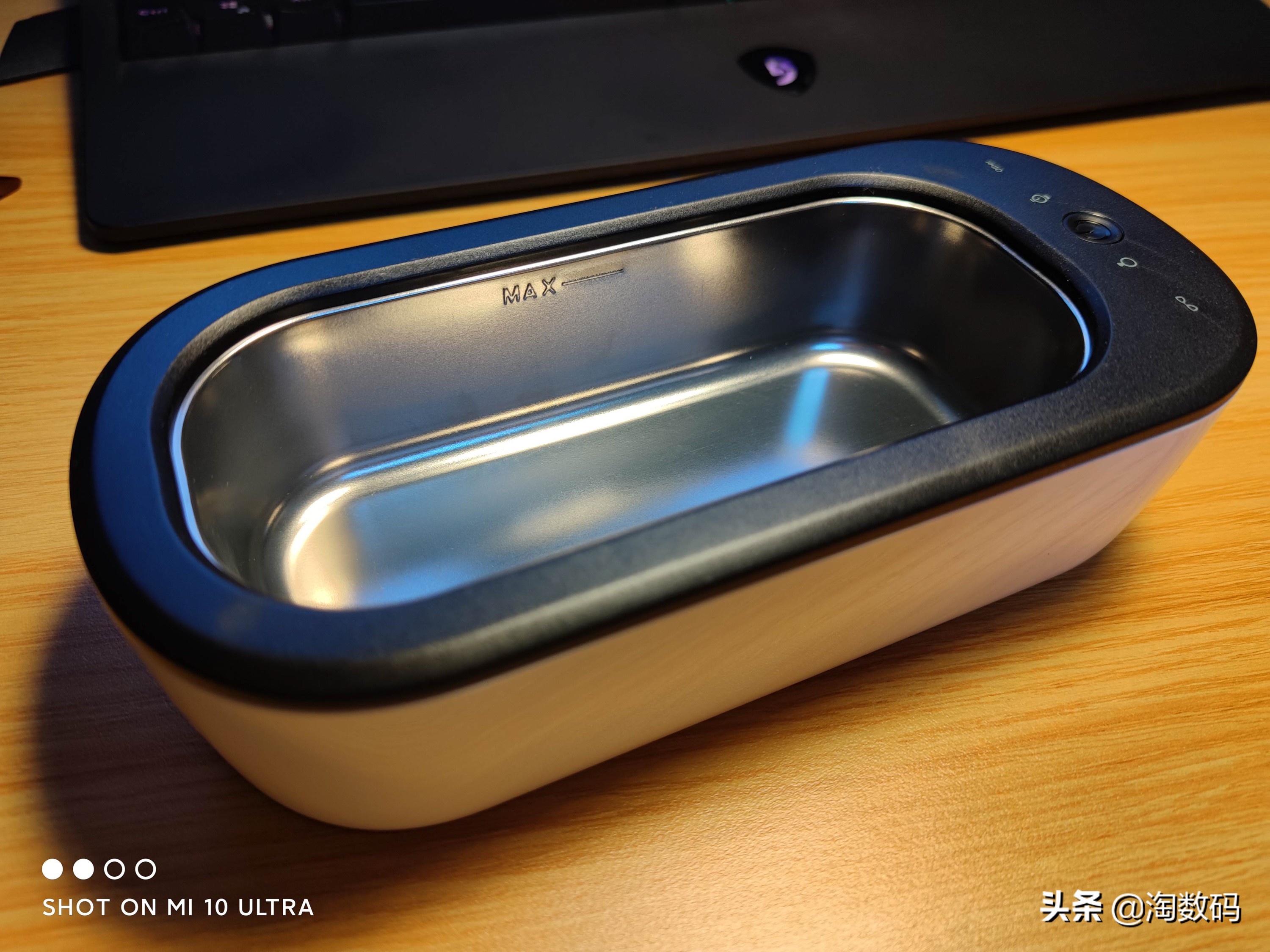 69块钱的超声波清洗机，智商税还是物有所值？眼镜手镯亲测晒个单