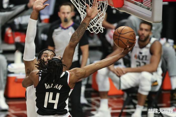 nba隆多為什么不上場（29投54分，正負值+80，這就是隆多被棄用的原因）