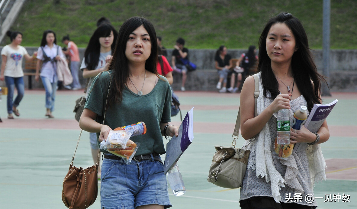 “公办大学”VS“民办大学”，毕业后才明白差别，希望你别选错