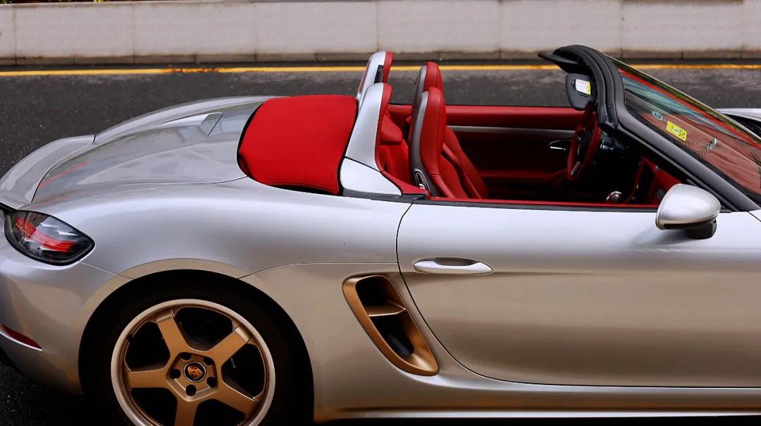 718遍地开花，但唯独这台世间罕有？保时捷Boxster 25周年纪念版