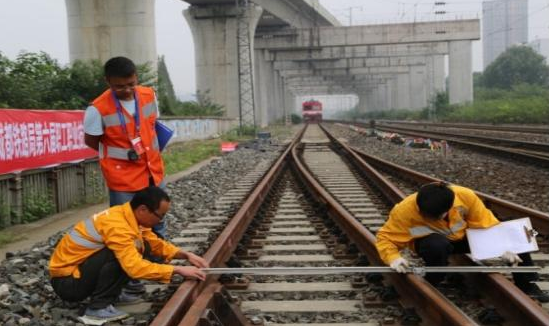 武汉有所专科院校，录取分数线不出众，但7成的学生都能进国企