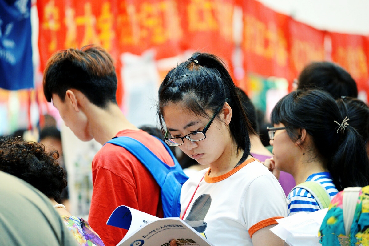 重庆市排名前四的高中，在这里读书，一只脚已踏进重点大学