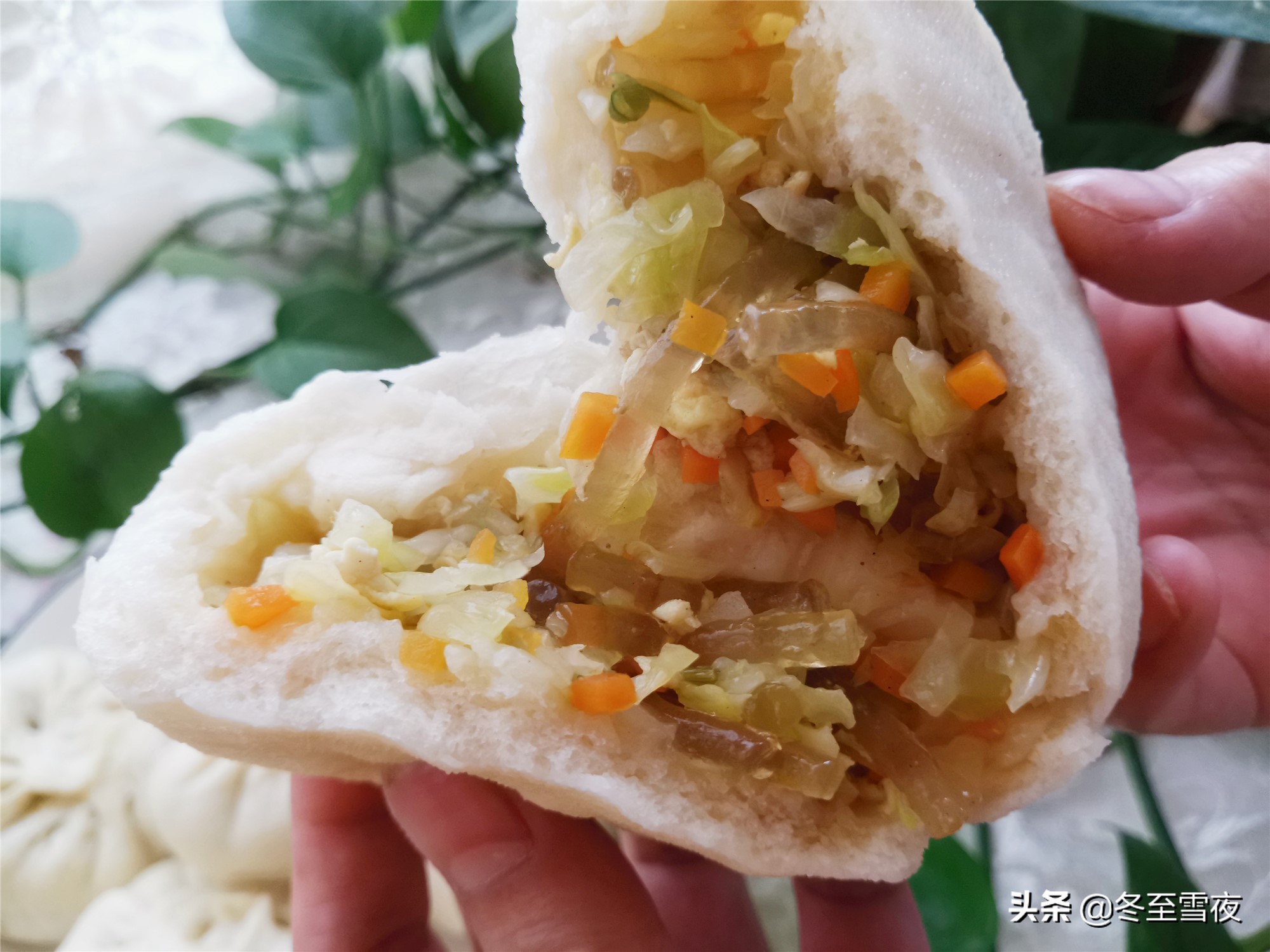 卷心菜包子馅怎么做好吃（包菜和这三个食材做包子贼好吃）