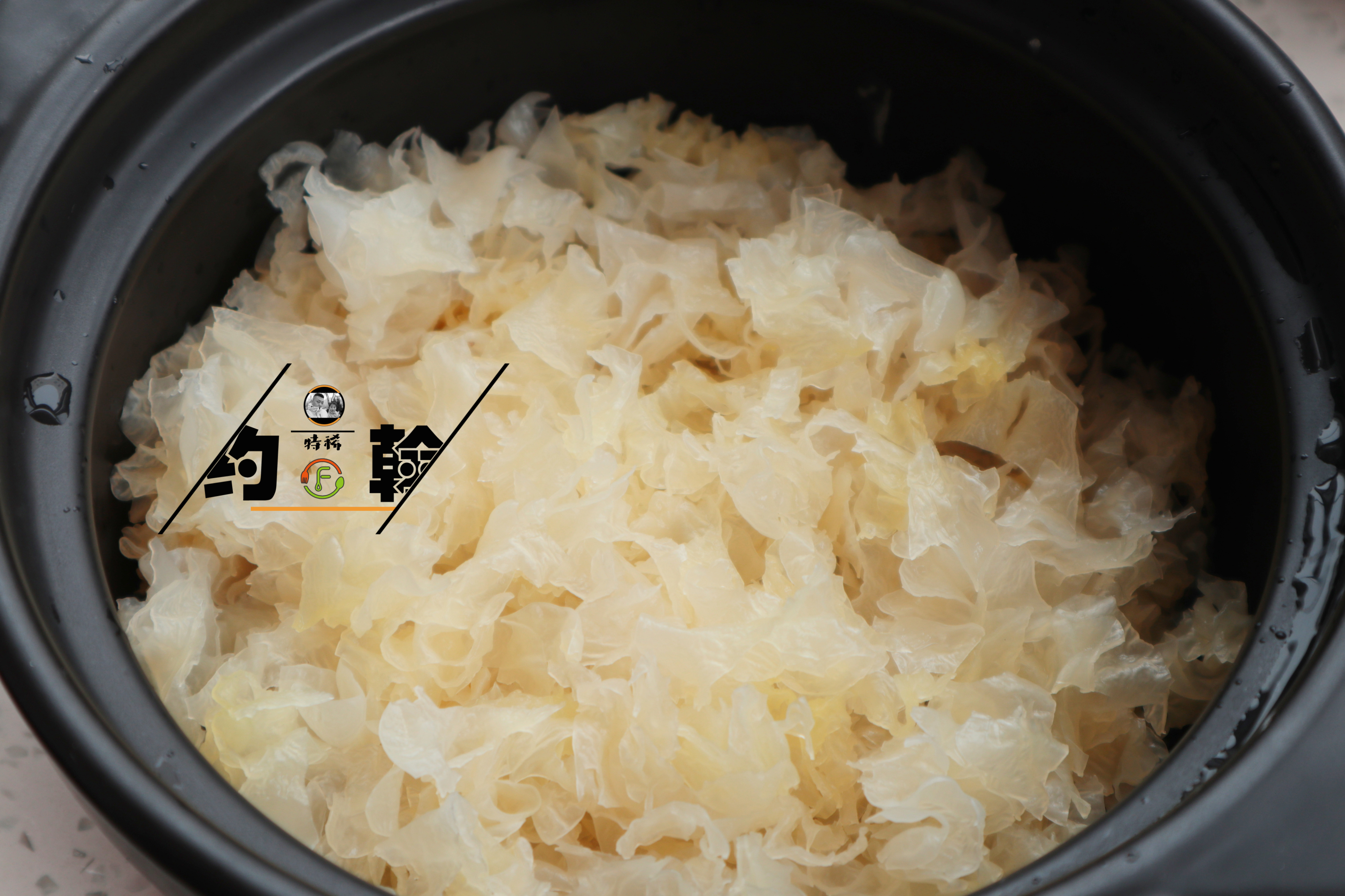 煮银耳，别乱加水，牢记“3忌5步骤”，20分钟出胶，黏稠好喝