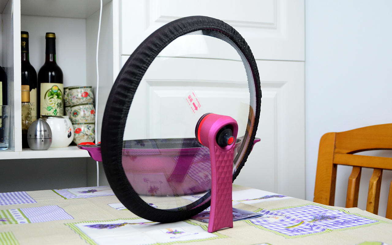 一锅8用的帝伯朗钛钻不粘锅，使用后什么感受？“爆赞！”