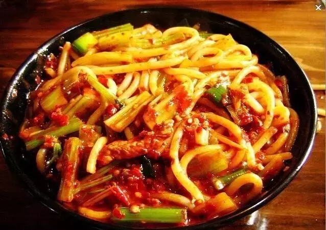 如果你知道了新疆美食的卡路里,你一定会相信在新疆你会胖