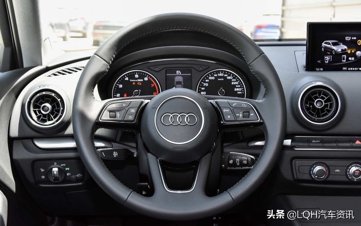 预算18万多，高尔夫 R-Line、奥迪A3，你会怎么选？