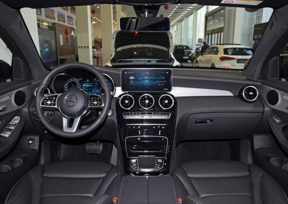 50万以内能买到的最漂亮的奔驰SUV，46万起的GLC轿跑